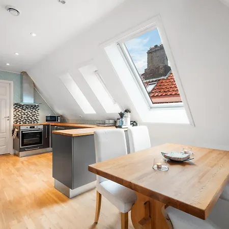 Scandinavian Hideaway I Private Balcony Apartment Bergen