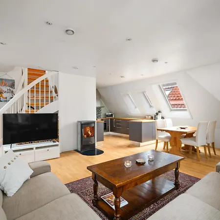 Scandinavian Hideaway I Private Balcony Bergen