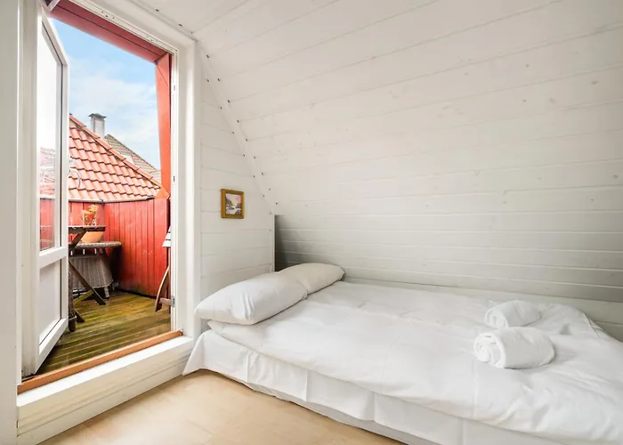 Scandinavian Hideaway I Private Balcony Bergen