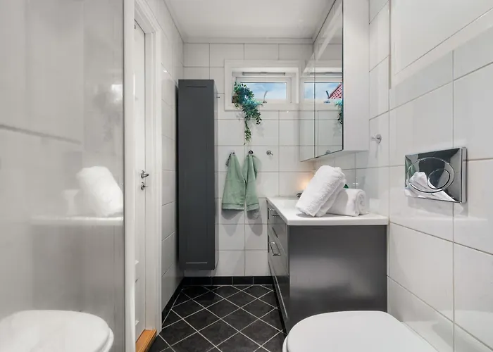 Scandinavian Hideaway I Private Balcony